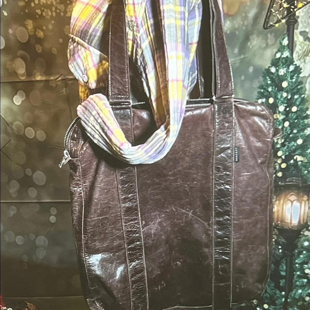 🎒RUDSAK — Distressed Leather Laptop Tote — Chocolate Brown — OS